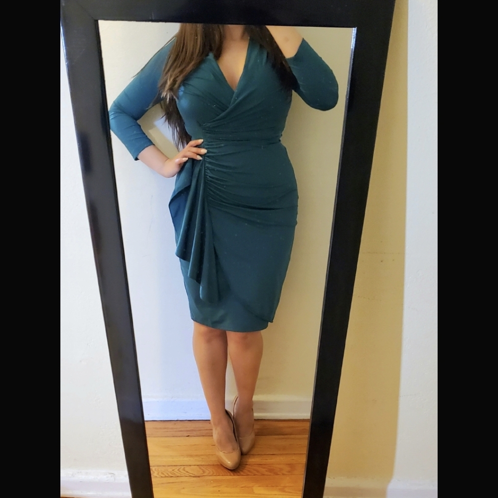 V Neck Ruched Detail Dress